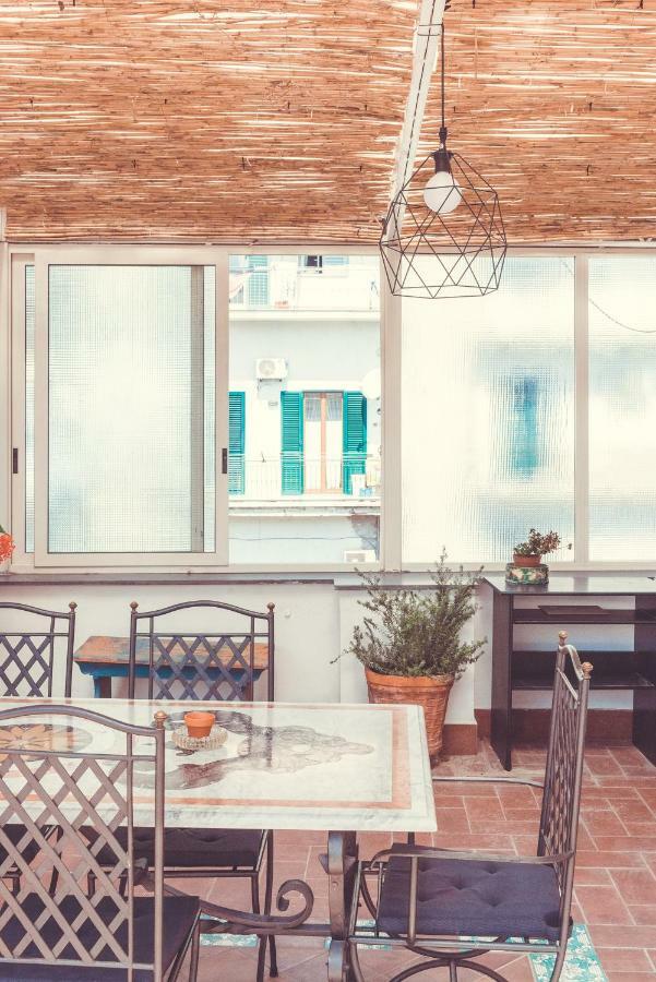 La Terrazza di Roberta Appartamento Napoli Esterno foto